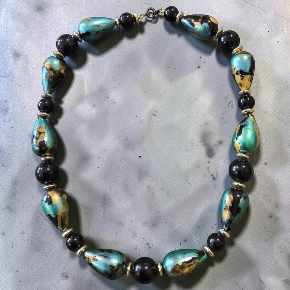 Vintage Lucite Necklace Metallic Teal Green Gold Black Teardrop Beads 18"